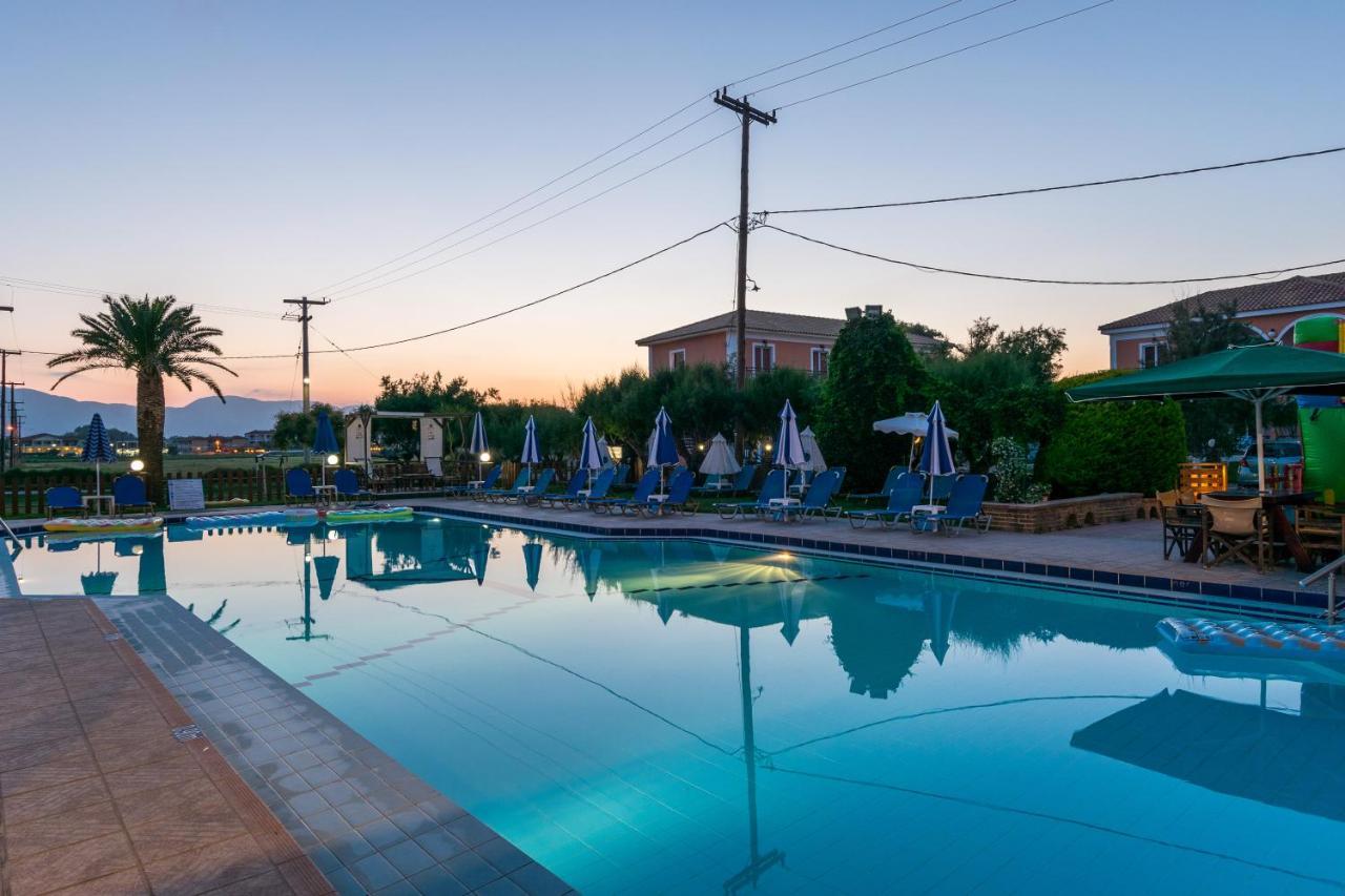 Costas Hotel Kalamákion Dış mekan fotoğraf